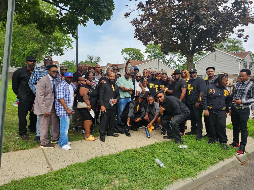 J.M. Benjamin and Grow It Foundation work
